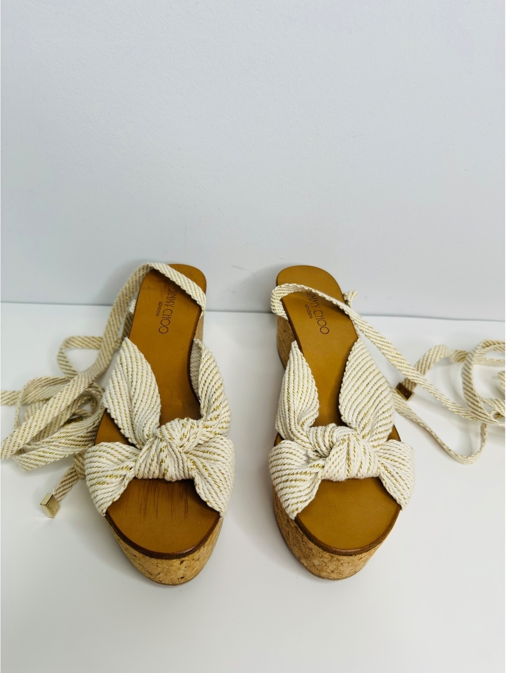 Jimmy Choo Cork Wedge Sandals Size 35 Ivory Gold Bow Lace Up Made Spain - Picture 2 of 9